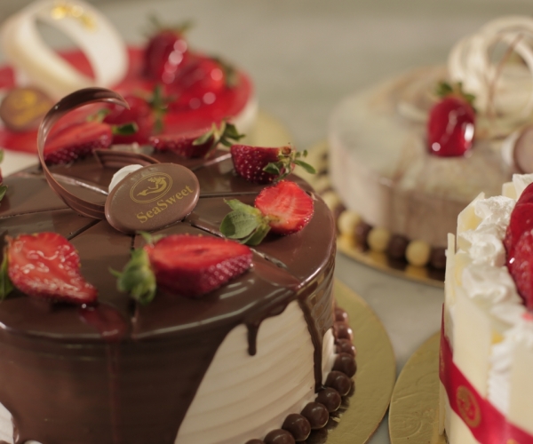 Cakes